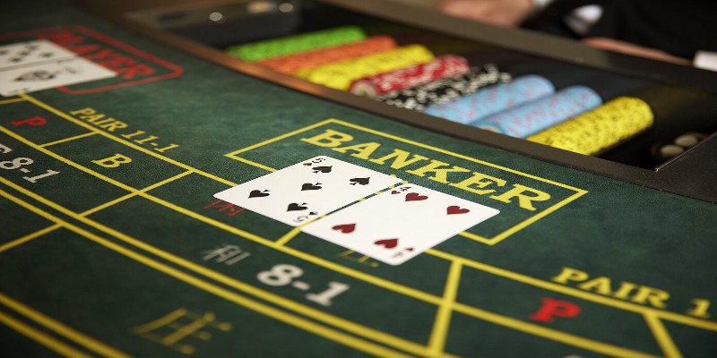Baccarat diễn ra với quy luật đơn giản