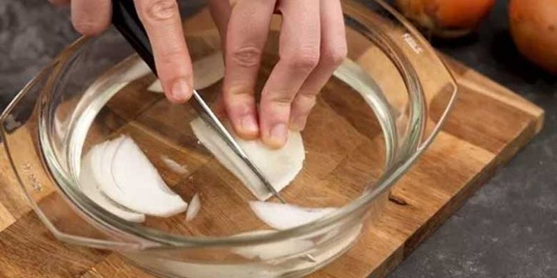 Thái Hành Không Cay Mắt - Cách Làm Cực Nhanh Không Tốn Công
